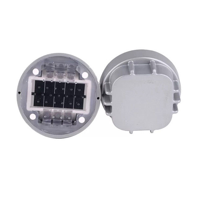 CE Marcatori stradali solari 2.5V Marcatori di marciapiede a LED Dimensione 125mm*50mm