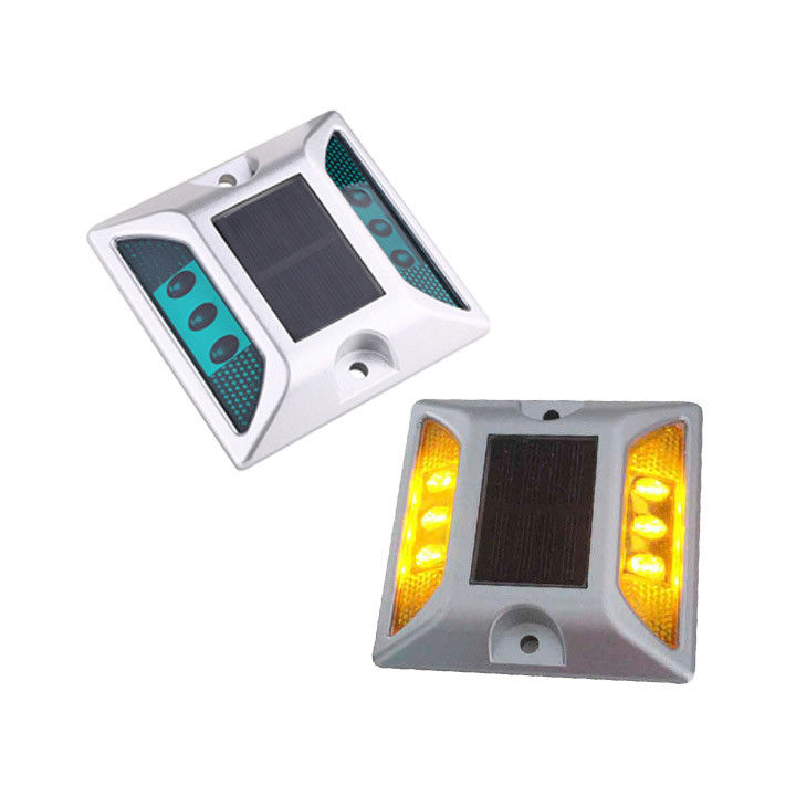 Occhi di gatto in alluminio lampeggianti LED solare per la sicurezza stradale