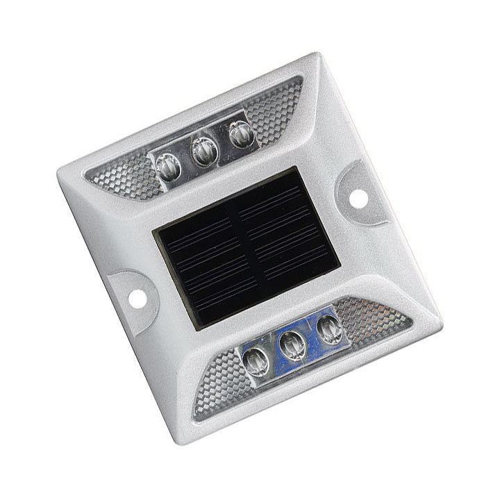 Punti di illuminazione per autostrade 6pcs Alta luminosità LED solare Punti di illuminazione stradali Marcatori stradali