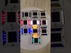 A104 40 tonnellate di lampadari stradali alimentati a energia solare di alluminio