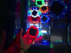 B103 Luci a LED per uso pesante LED solare di plastica occhi di gatto segnalatore di strada riflettore di strisce